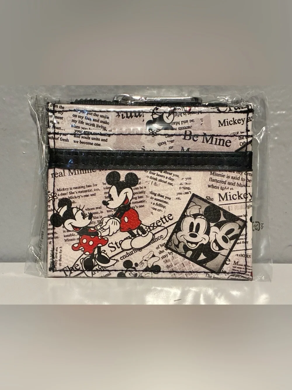 Disneys Mickey and Minnie Mouse Newspaper Cardholder Wallet